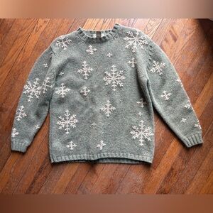 Eddie Bauer Women's Light Green Wool Sweater with Snowflakes size Medium